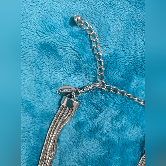 Chico's Short Silver-Tone Circlet Pendant Necklace - Picture 6 of 8